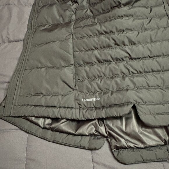 Lands' End Women's Wanderweight Packable Down Vest - Size: Large & Medium - NWT - Picture 6 of 13